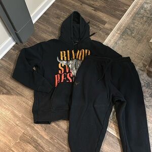 Men’s project rock matching sweat suit, zip up hoodie & joggers , XL